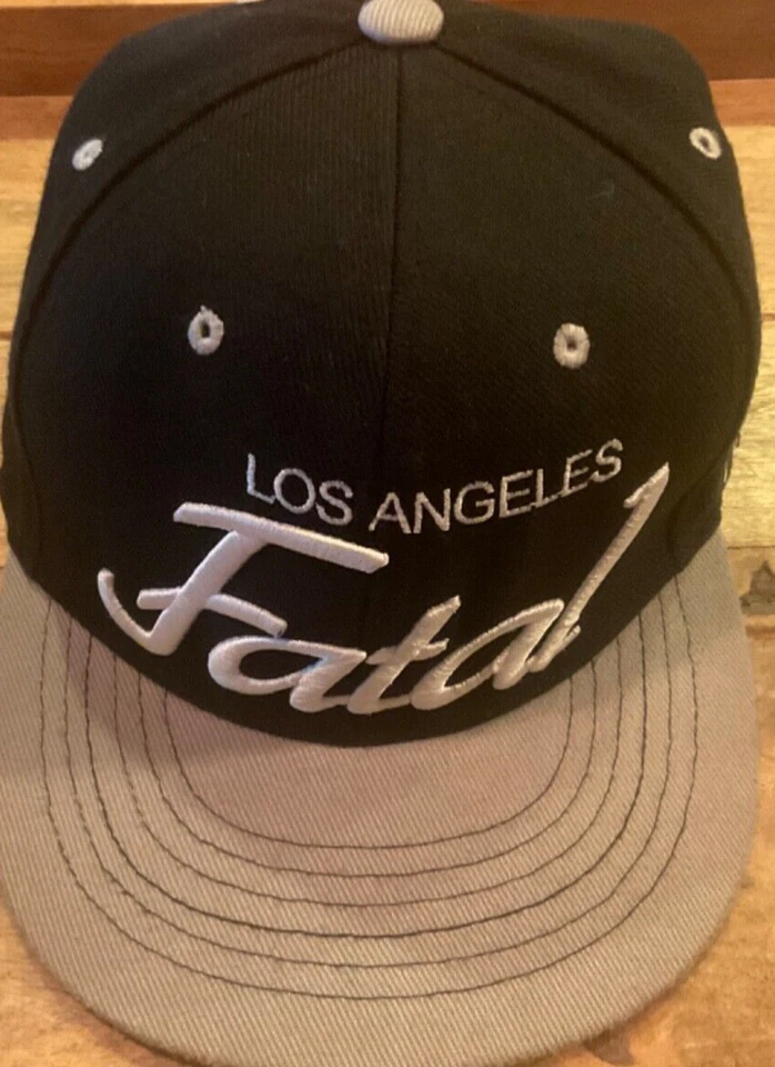 DE COLECCIÓN Y2K ROPA FATAL GORRA SNAPBACK LOS ANGELES (OS ADULTO) COLORES RAIDER Foto 1 de 4