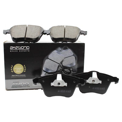Juego de pastillas de freno delanteras de cerámica Akebono para Mazda 3 Saab 9-3 9-3X Volvo C70 S40 V50 Foto 1 de 4