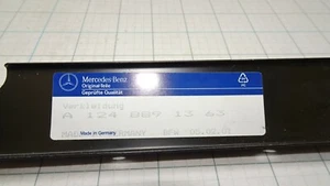 Mercedes Benz 124 889 13 63 Filler Panel Headlight Wiper Left LH OEM NOS - Picture 1 of 6