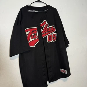 Camiseta de béisbol FUBU 05 negra y roja XXL faltan botones - Imagen 1 de 6