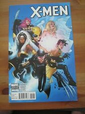 X-Men # 1 Sept 2010 Marvel Paco Medina Blue Variant        ZCO3