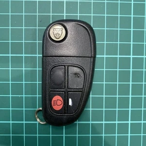 Jaguar Kiresky Remote Key Fob Used Battery Unknown Compatible with Jaguar OO2 - Picture 1 of 3