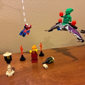 Lego 1374 Studios Green Goblin w/ Bonus Spider-Man Minifigure