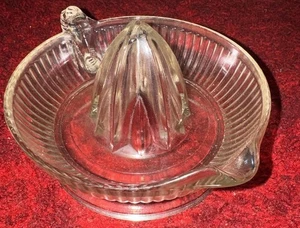 Vintage Art Deco schwere gerippte Glas Entsafter/Ahle - Bild 1 von 4