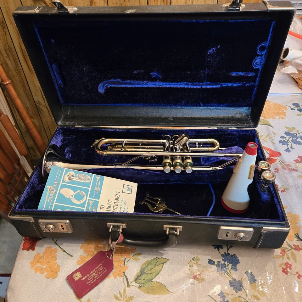 Trompeta King Tempo Vintage Años 70, 2 Tonos SN 557902 Estuche Original Y Extras Foto 1 de 4