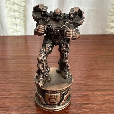 变形金刚 Autobot Rook 国际象棋片孩之宝 2006 年出品。 — 第 1/4 张图片