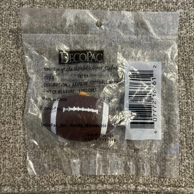 Decopac Extreme Football Imán Decoset Decoración para Pasteles Foto 1 de 2