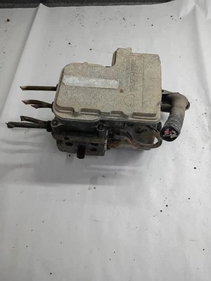 GMC Yukon XL 2000 5,3 L 4x4 ABS conjunto de bomba de freno piezas núcleo Foto 1 de 4
