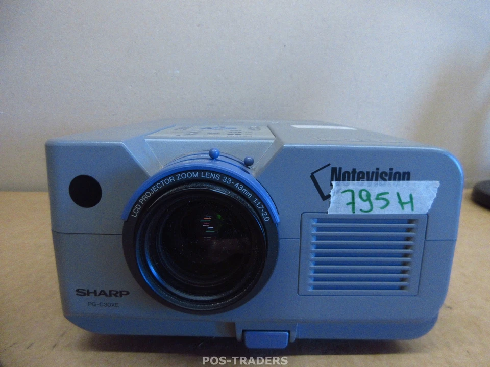 SHARP NOTEVSION PG-C30XE Beamer Projector XGA LCD 1700 Lumens - 795 HOURS  - Bild 1 von 4