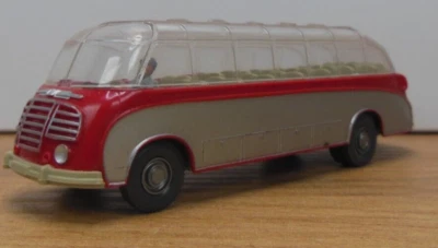 WIKING Setra Reisebuss Rosso Scala 1:87 Usato - Immagine 1 di 4