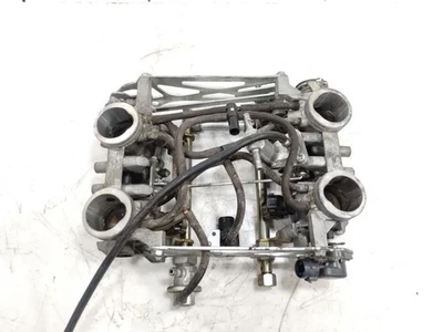 Корпуса дроссельных заслонок с топливными форсунками 03-10 2005 Honda ST1300 P - Изображение 1 из 4