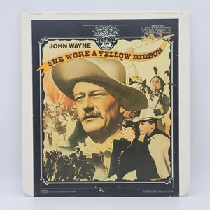 She Wore A Yellow Ribbon CED VideoDisc (1976) John Wayne  - Picture 1 of 2