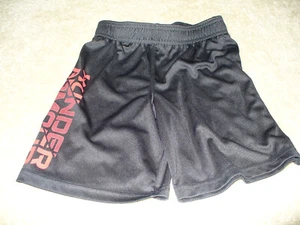 Under Armour Boys Size 6 Black Shorts - Picture 1 of 1
