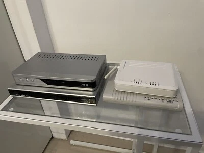 Defekt Geräte, 2 Receiver, 2 Modem - Bild 1 von 3