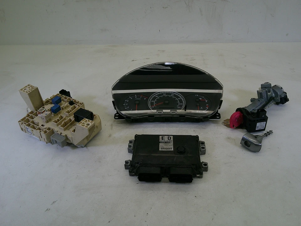 KIT ECU SUZUKI SWIFT GL 1.3 GASOLINA M13A 2005-2009 Foto 1 de 4