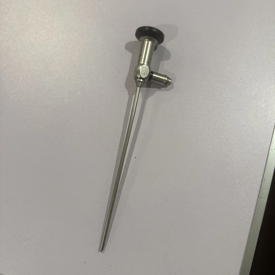 ALCANCE KARL STORZ 45 GRADOS 4MM X 18CM HOPKINS 7230FVA  Foto 1 de 3