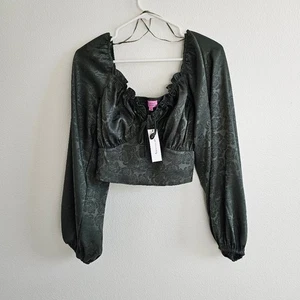 Mi Ami for Francesca’s Jacquard Crop Top Size M – Dark Green Rose Print, NWT - Picture 1 of 6