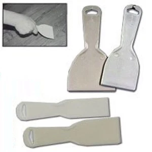 Lame per stucco in plastica nuove, 4 pezzi - Foto 1 di 1