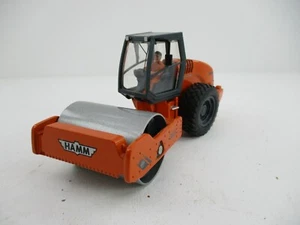 EXCAVADORA ESCALA 1:50 REF LIBR - Imagen 1 de 3