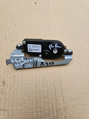 2011 MERCEDES BENZ R350 右乘客侧后方四分玻璃电机 — 第 1/2 张图片