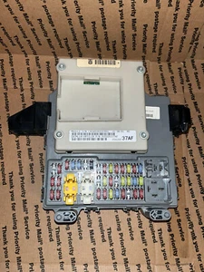 05026037AF 2007 Jeep Liberty PL PW 4WD Body Control Module BCM Fuse Box - Picture 1 of 6