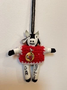 Einzigartiges Geschenk Chicago Bulls handgefertigt gestrickt Weihnachten Da Bulls Ornament - Bild 1 von 6