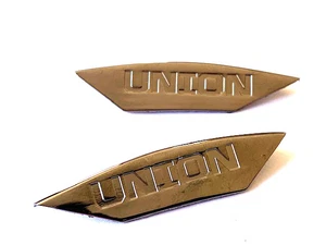 Union Snowboard Bindings - Replacement Metal Logo Plate x 2 - Picture 1 of 3