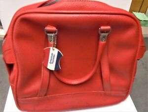 1970s Red American Tourister Soft Side Overnite Bag - great shape!
