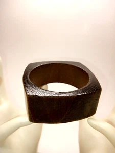 Grober abgerundeter quadratischer breiter Holz Armreif Boho Stil Armband ~ 1 1/4" breit - Bild 1 von 16