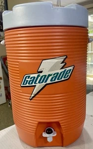 Gatorade Cooler 3 Gallon Dispenser Rubbermaid 1683 Orange - Picture 1 of 2