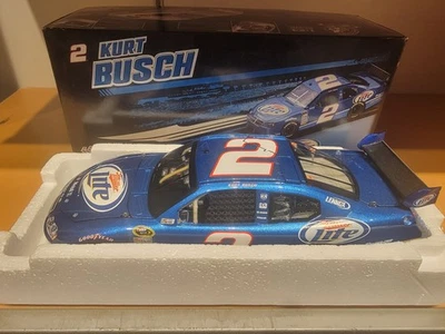 Caricabatteria Dodge Kurt Busch #2 Miller Lite 2009 -1:24th Action Platinum Series  - Immagine 1 di 4