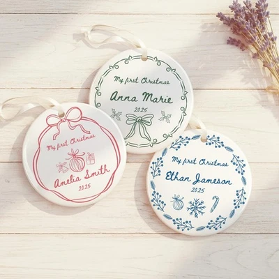 My First Christmas Personalisierter Ornament: Individueller Babyname Keramik Ornament - Bild 1 von 4