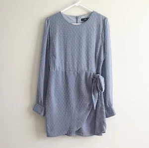 Mini abito donna Lulus Much Love Swiss a pois cravatta davanti blu chiaro taglia large - Foto 1 di 5