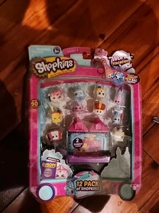 Shopkins Season 8 World Vacation 12 Shopkins Boarding To Europe Open Box New. J1 - Picture 1 of 2