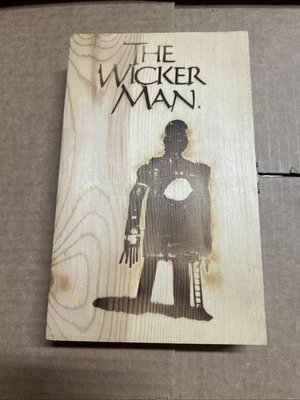 The Wicker Man 1973/2001 Limited Wooden Box DVD Very Early Stock #3012/50,000 Foto 1 de 4