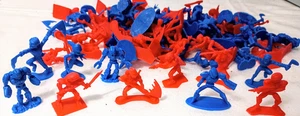 2014 Blip Toys Battle Warriors: Robots Vs Ninjas Huge Lot of 85 Action Figures - Picture 1 of 3