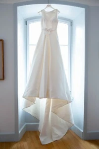 PRONOVIAS Off White OTILIA Bateau Neck Mikado A-Line Cathedral Train Gown 12 US - Picture 1 of 10