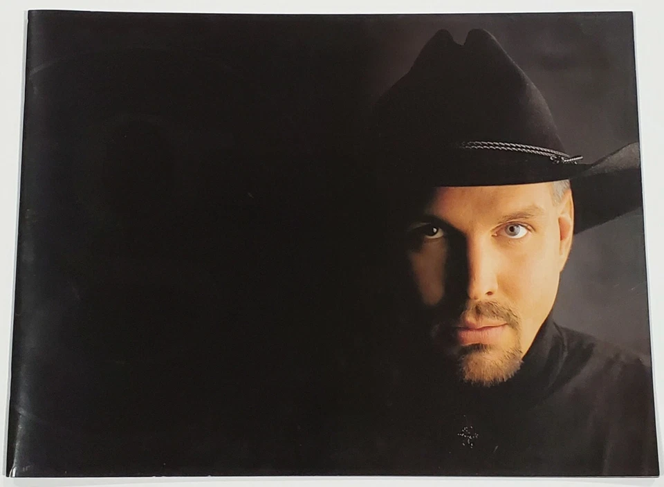 GARTH BROOKS 1996-98 WORLD TOUR PROGRAM FRESH HORSES SEVENS  - Image 1 of 1