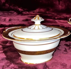 Casserole COVERED Serving Dish sm Noritake Romany VTG Cream Gold Black gift - Picture 1 of 7