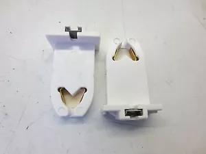 H & M LH0538 Unshunted, "V" locking, lamp holder with screw down mounting (2 Pk) - Picture 1 of 2