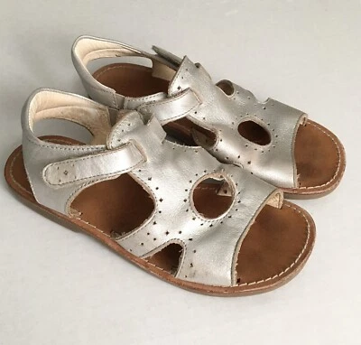 Sandalias planas Umi de cuero plateado con correa al tobillo para niñas talla 34 Foto 1 de 4