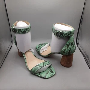 Vince Camuto Mejorla Sandals Women's 7.5 W Green Snake Embossed 2 - Picture 1 of 9
