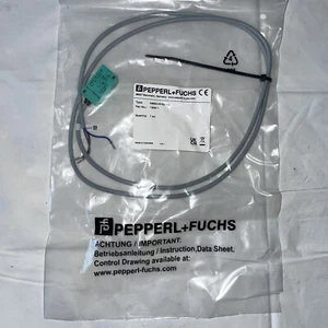 1PC PEPPERL + FUCHS NBB2-V3-E2-1M Inductive Sensor, 2 mm Range, Flush, PNP-NO, - Picture 1 of 2
