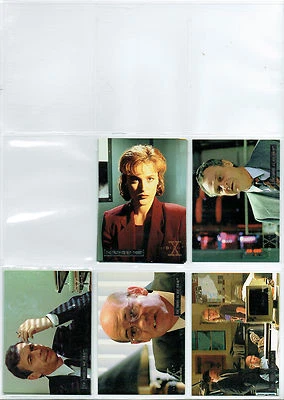 X FILES SEASON 1 PARALLEL FOIL STAMPED SINGLE CARDS - Image 1 of 4