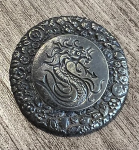 Gros Bouton ancien XIXeme « Chimere - monstre marin » - bronze - Picture 1 of 2