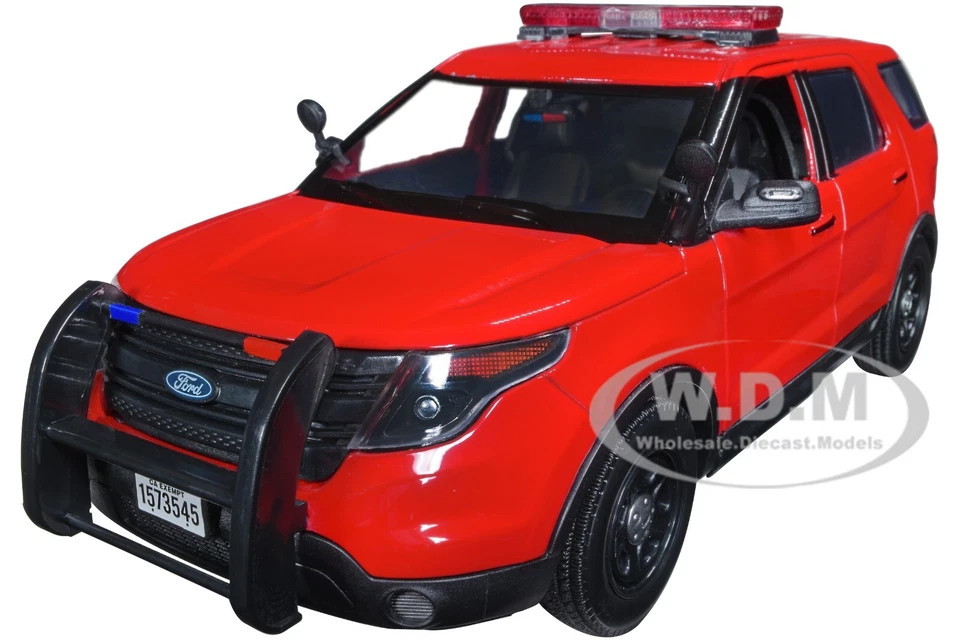 2015 Ford Police Interceptor Utility Fire Marshal Red 1/18 Model Motormax 73545