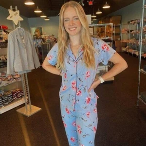 PJ Couture Women's Two Piece Pants Top Notch Short Sleeve Shirt Pajamas MSRP $48 - Picture 1 of 15
