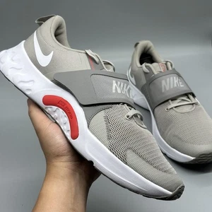 Nike Renew Retaliation 4 Herrenschuhe Größe 12 Kopfsteinpflaster/weiß-flach DH0606 006 - Bild 1 von 9