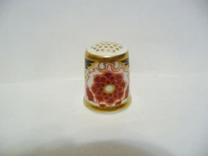THIMBLE VINTAGE BONE CHINA ROYAL CROWN DERBY 'CURATOR'S COLLECTION' "ACANTHUS" - Picture 1 of 5