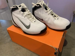 Nike Air Flight Soarin Damen 2009 Basketball Turnschuhe Größe 7 Neu im Karton - Bild 1 von 10